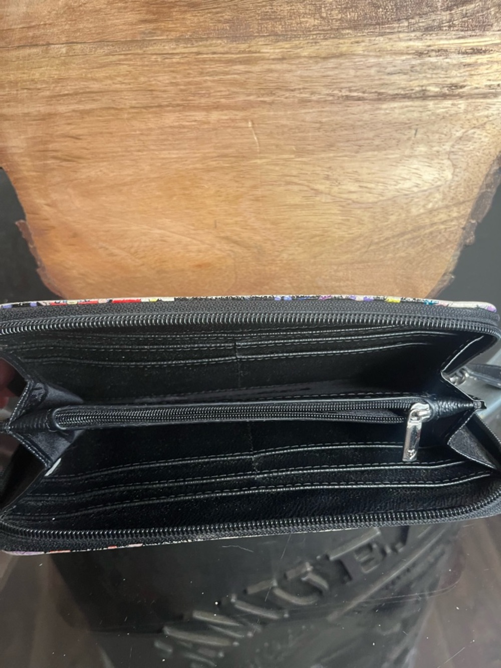 Disney Loungefly Villains Zip Wallet - Black & Purple - Picture 4 of 5